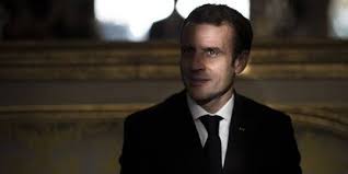 Bayrou entend prendre ses responsabilités....Mais Macron?