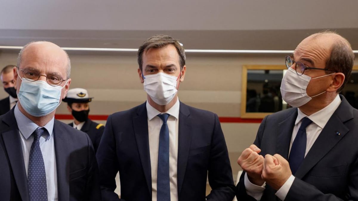 Oliver Véran n’a pas prévu de vous lâcher les basques et menace déjà de revacciner