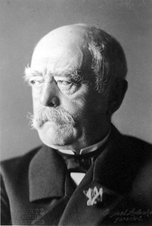 Depuis 1914 l’Allemagne s’est auto-détruite trois fois par russophobie- par Edouard Husson