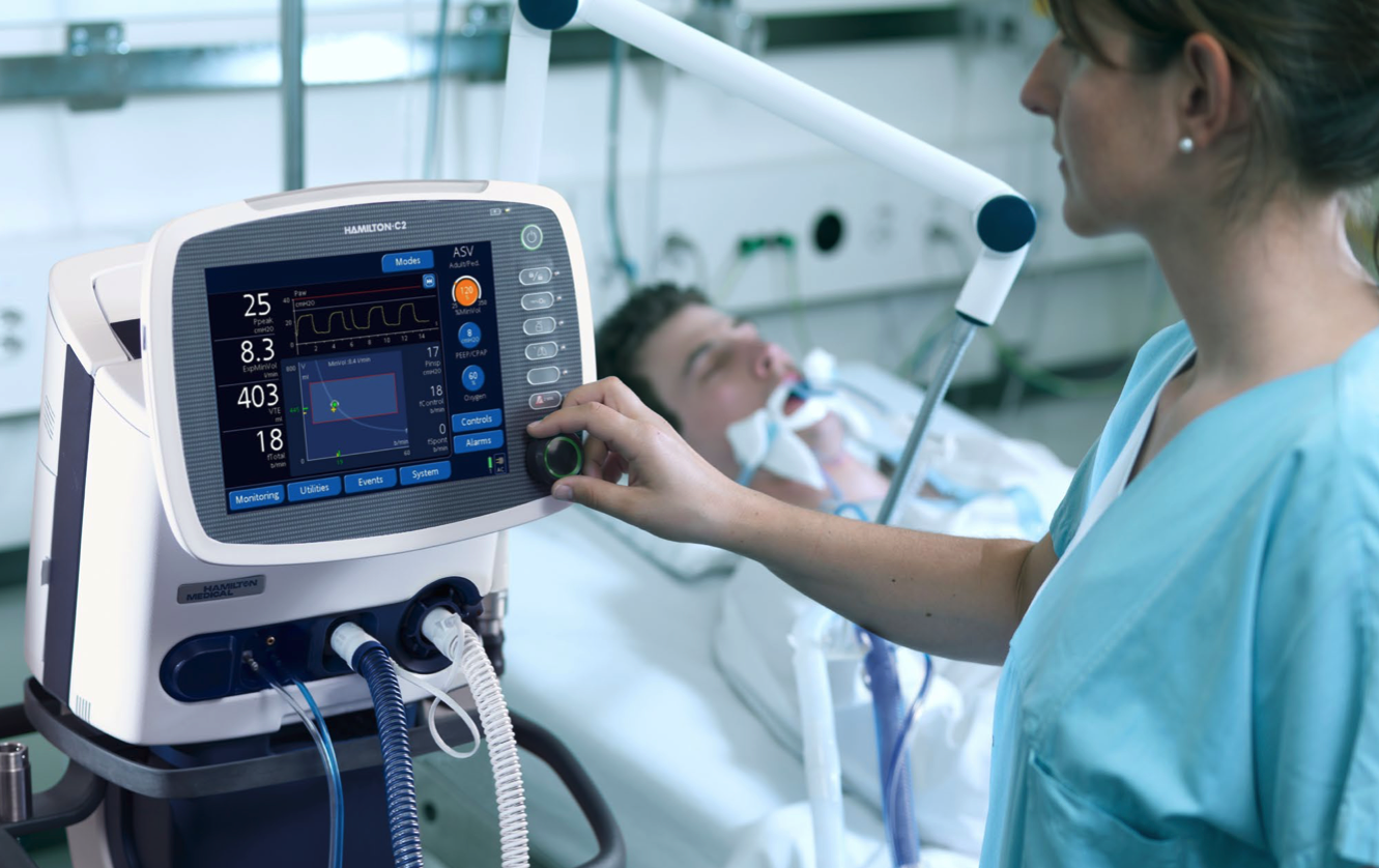 Couper l’électricité des respirateurs artificiels : une opération marketing concertée ?