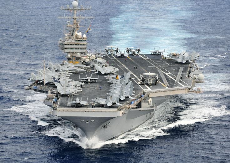 Sous prétexte d’aider la Turquie, les USA envoient un groupe de porte-avions, par TopWarpar