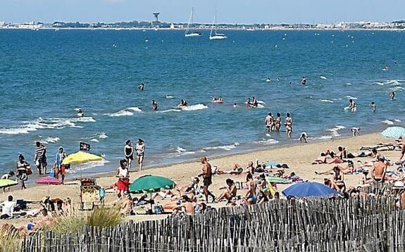 Groupe de prière Borne : sous la citoyenneté, la plage ! par Modeste Schwartz
