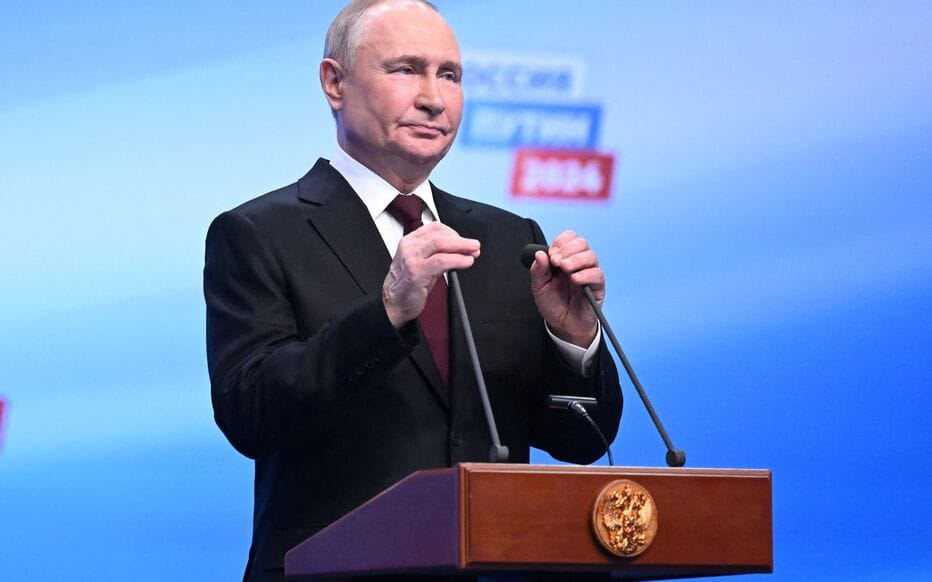 Vladimir Poutine réélu président par deux tiers des électeurs inscrits
