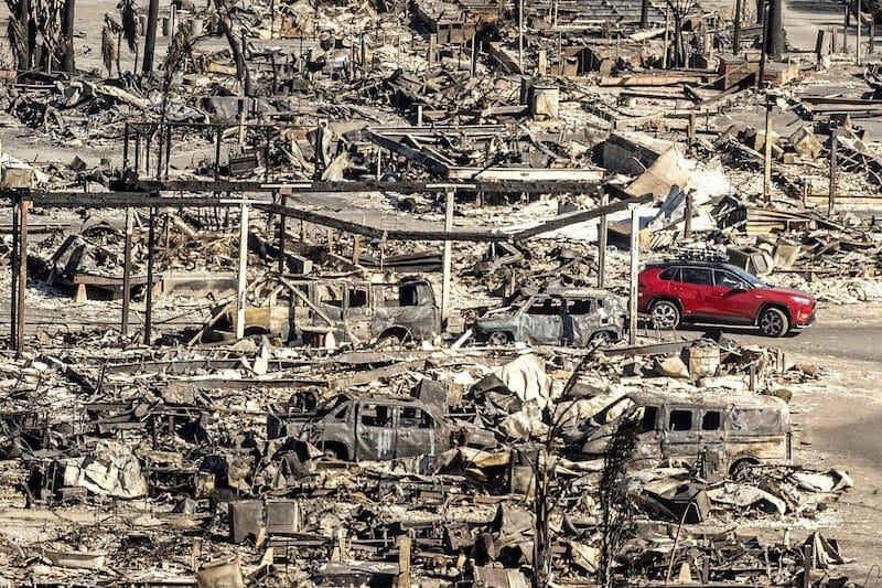 Californie : aides de Biden aux victimes des incendies sous le feu des critiques