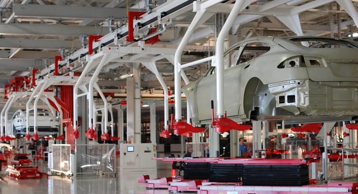 Tesla en chute libre: les Européens boudent malgré un marché en plein essor