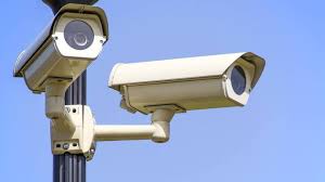 ZFE, Ma Prime Rénov, fraude sociale et fiscale : les libertés reculent, la surveillance progresse