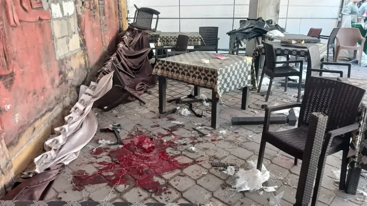 Gaza: Israël bombarde un restaurant et un marché – 33 morts, des civils ciblés
