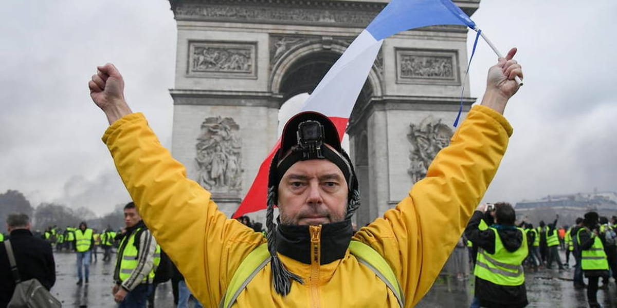 Exclu : la face cachée des Gilets Jaunes !