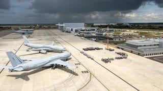 Istres: la France ouvre ses pistes aux avions américains