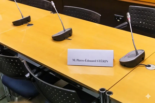 Le plan de Pierre-Édouard Stérin, pour une France "plus catholique et plus capitaliste"