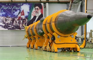 En pleine résilience militaire, l'Iran déploie un nouveau missile "dansant", par Thibault de Varenne