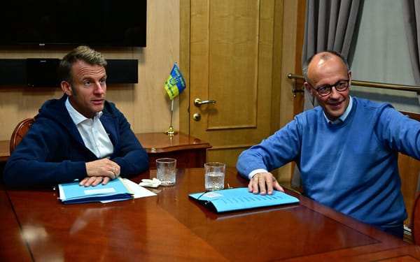 Partage de l'arme nucléaire: Macron persévère dans l'aliénation de notre indépendance!