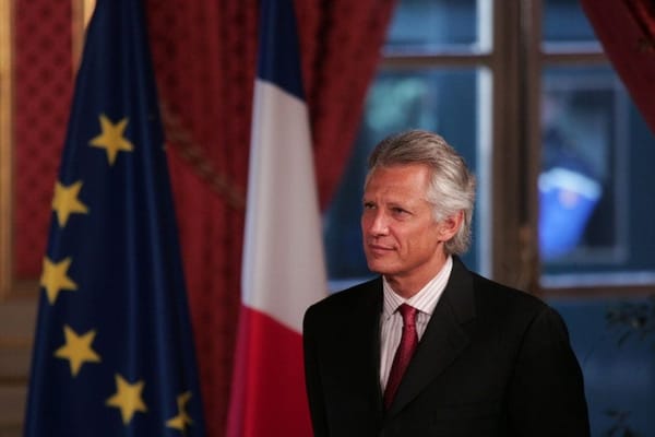 L'audience de Villepin s'effondre, un avertissement pour la classe politique