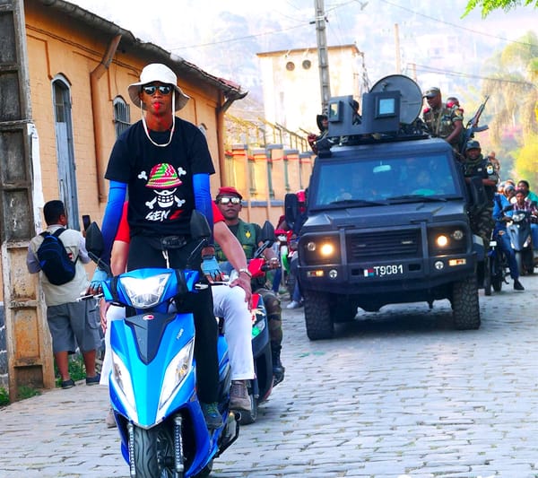 Madagascar : l'armée suspend la Constitution et annonce une transition de deux ans