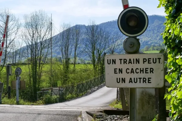 Versements de dividendes en 2025 pour échapper au nouveau taux ? pourquoi il faut être prudent!