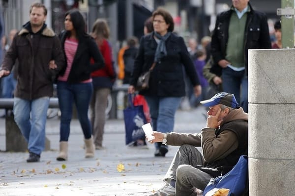 Minima sociaux en hausse : la France bascule vers la précarité