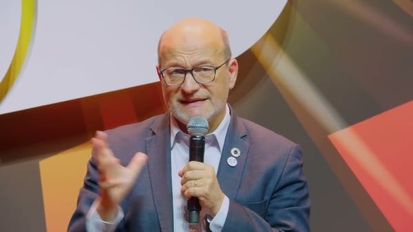 Le directeur de l'AFD prendrait la tête de la Cour des Comptes, par Elise Rochefort