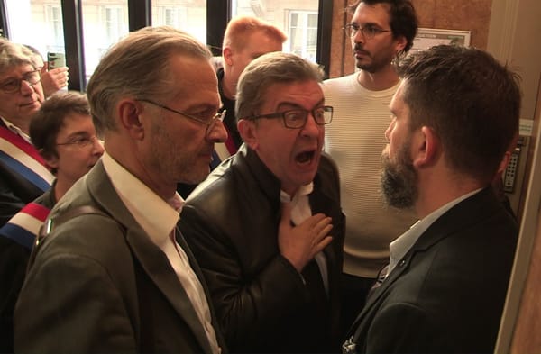 Radio J et RMC épinglées: Mélenchon et LFI sous protection de l'ARCOM ?