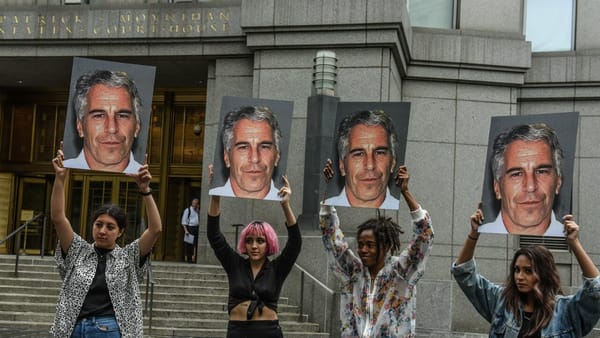 Fortune fictive et Kompromat: comment Jeffrey Epstein est devenu intouchable
