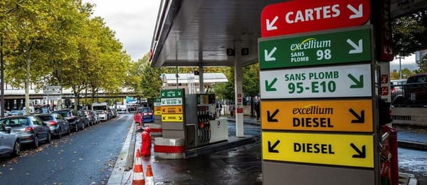 Pas de pénurie d'essence en France, vraiment ? par Elise Rochefort