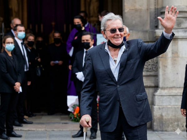 Succession Alain Delon : le fisc rafle la mise