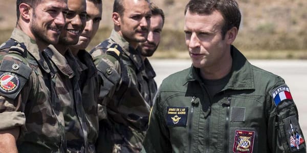 Comment Macron entraîne la France à reculons dans une guerre qui finira de nous ruiner