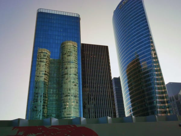 Pourquoi les énarques adorent le vocabulaire de la « protection » des Français…