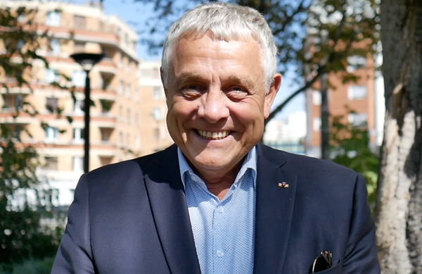 Le vice-président de Debout la France démissionne et dit tout sur l’accord avec le RN