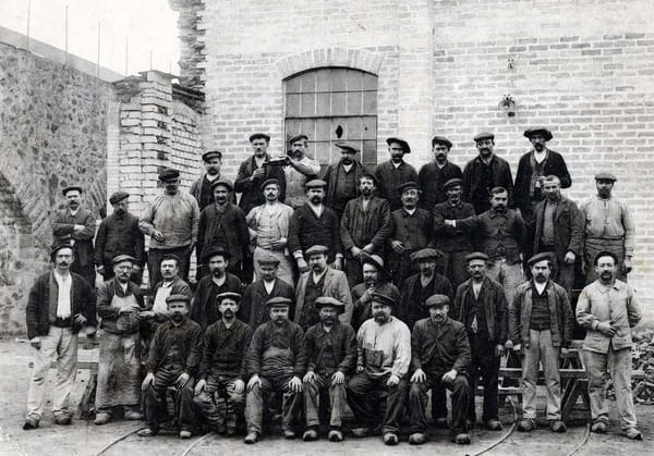 Plans sociaux et désindustrialisation : se méfier des apparences