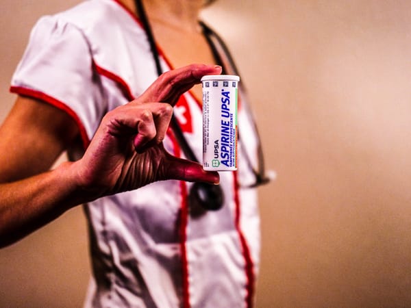 Exclu : les 35 pages de circulaire envoyées aux directeurs d’EHPAD par Véran pour le COVID