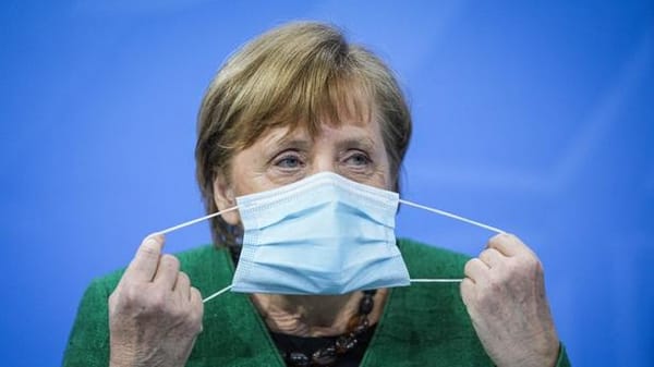 Angela Merkel, la « Chancelière qui venait du froid »,  a tué la droite allemande