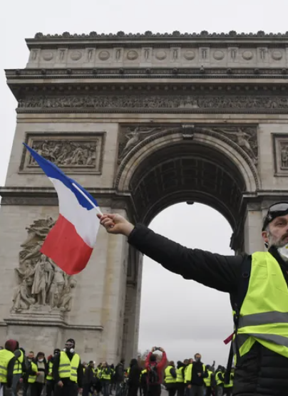 Castex applique-t-il sans le dire le Great Reset aux petits patrons français ?