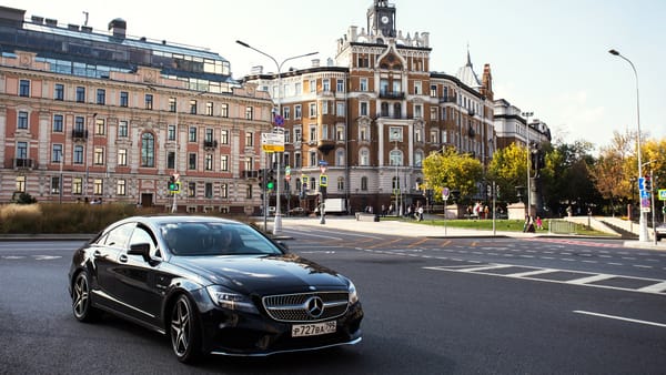 Laisné : comment les quasi-mafias françaises s’enrichissent sur le dos du contribuable