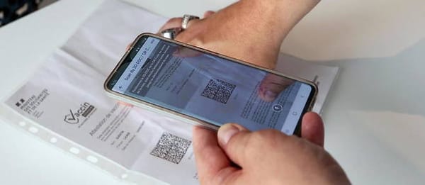 Covid-19 : 75% des Français cèdent au chantage du pass sanitaire