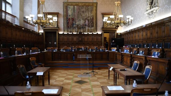 OPINION : Mise en examen d’Agnès Buzyn, «responsable mais pas coupable»?