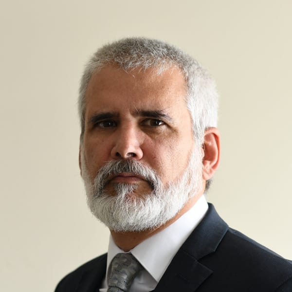 Plus de 5000 médecins et scientifiques accusent les gouvernements d’incompétence (criminelle) contre le COVID-19