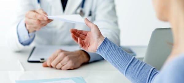 Tests anti-Covid payants : un pas de plus vers la traque et la stigmatisation des non-vaccinés