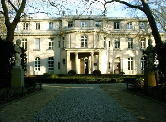 Une autre histoire du nazisme et de la Shoah: Le procès-verbal de la Conférence de Wannsee donne la clé de tout le processus de décision (6/10)