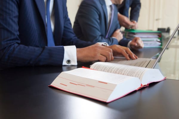 [PAYANT] La médecine du travail a-t-elle le droit de refuser un certificat médical de contre-indication à la vaccination?