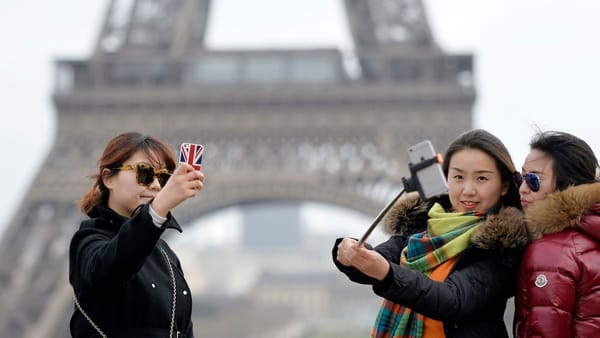 Comment la France change le décret sur le schéma vaccinal pour les touristes chinois