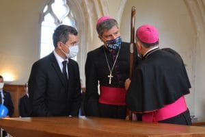 Après le secret médical, Macron veut supprimer le secret de la confession