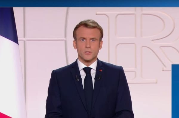 Stalingrad du COVID : Macron met un premier genou à terre !