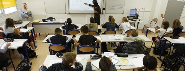 Ecole: 110 milliards € par an pour « des performances médiocres »