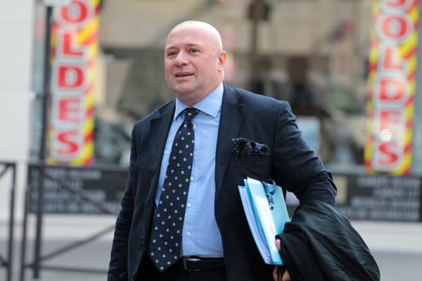 Brusa : « Je ne veux pas que mes enfants soient vaccinés, car des gens en sont morts »