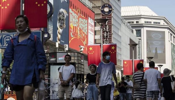 Alors que le monde se rouvre, la Chine s’enferme dans la stratégie de « zéro covid » et envisage une campagne massive de tests à Hong Kong
