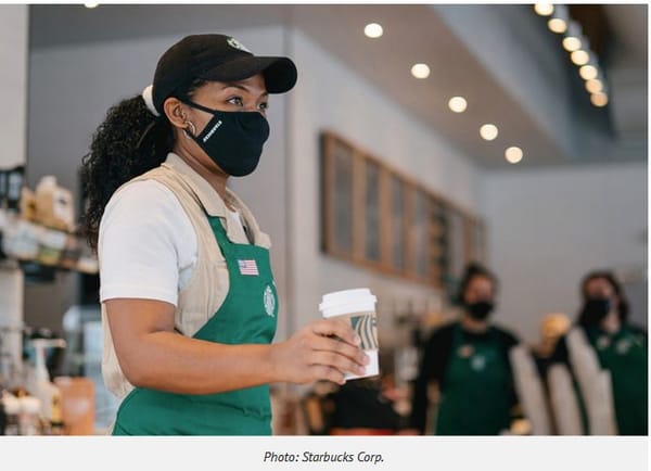 Starbucks impose la vaccination quasi-obligatoire à ses employés