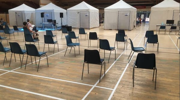 Arguant une reprise de l’épidémie, la HAS approuve deux vaccins de rappel pour les adultes