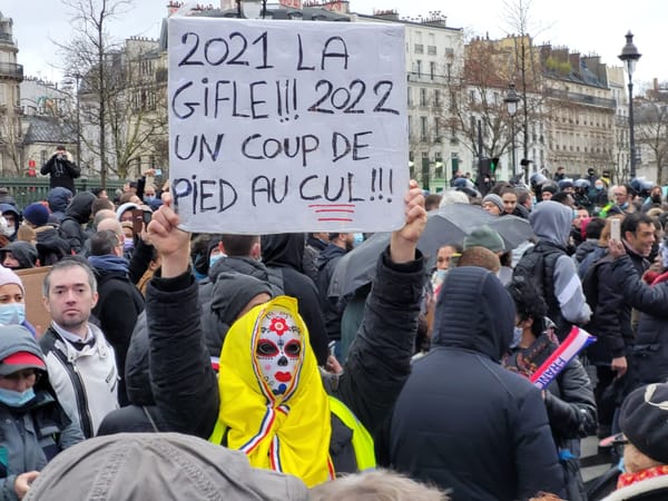 Peut-on résister au passe vaccinal sans parler du Great Reset ?