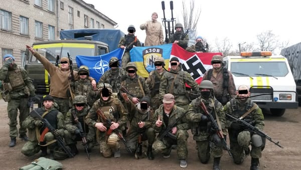 Ukraine : les Russes plastronnent devant les cadavres du bataillon Azov