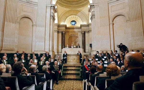 Ode à la liberté, François Sureau remet les pendules à l’heure sous la Coupole de l’Académie